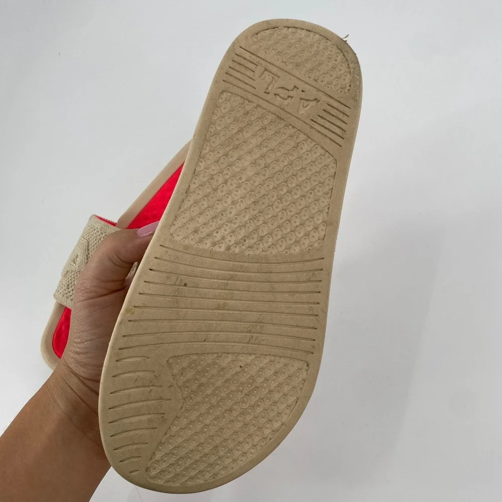 APL TechLoom Slide Womens 7 Beige Neon Pink Athletic Knit Sandals